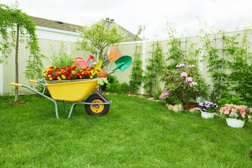 Load-based garden waste quote for a Pentonville property